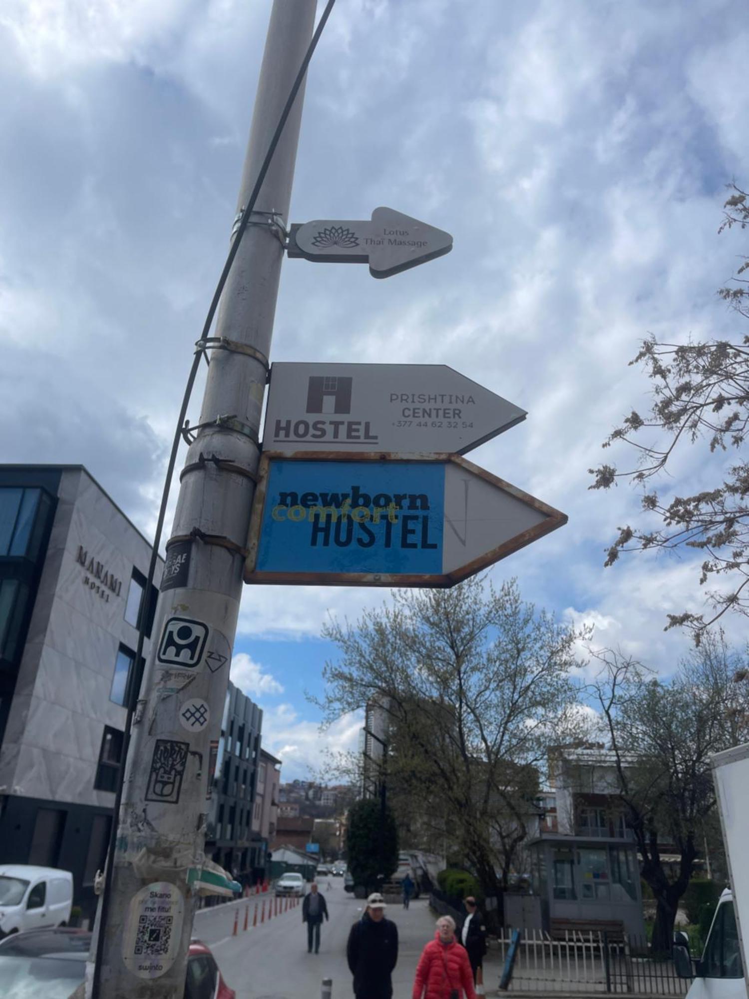 Newborn Comfort Hostel The Biggest Hostel Of Town With Best Location Pristina Eksteriør bilde